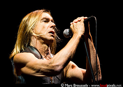 Iggy Pop - Iggy & The Stooges at Hammersmith Apollo May 3rd 2010